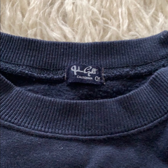 Brandy Melville Crewneck - Picture 3 of 3